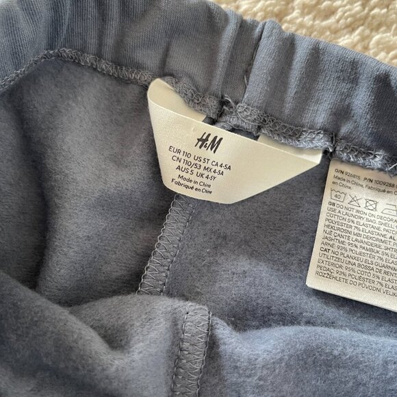 Heart patches pants for toddler girl - Picture 3 of 3